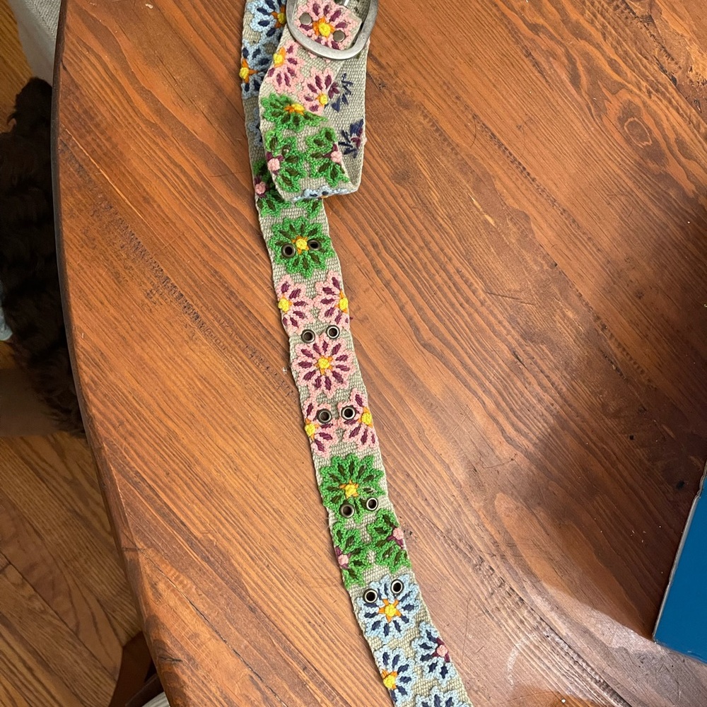 Jenny Krauss Embroidered Floral Women’s Belt -Boho Large - Picture 2 of 5